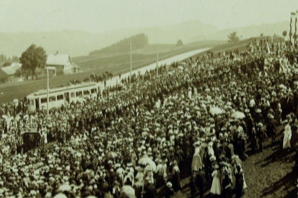 Datei:TB Einweihung 1903.jpg