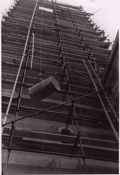 Datei:Renovation Kirchturmdach 1 1950.jpg
