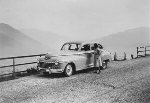 Burkhalter 1948 Trudi mit Dodge.jpg