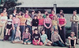 Jahrgang 1963 6 Klasse Langenauer Buchenschulhaus.jpg