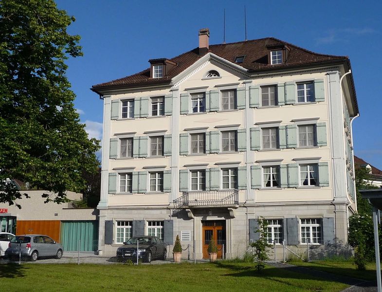 Datei:Oberes Kaufhaus.JPEG
