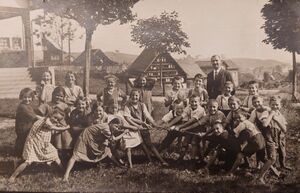 Jahrgang 1917 4 Klasse unbekannt xx 1929 Zentralschulhaus.jpg