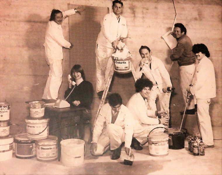 Datei:Mitarbeiter Malerei Hutterli.JPG