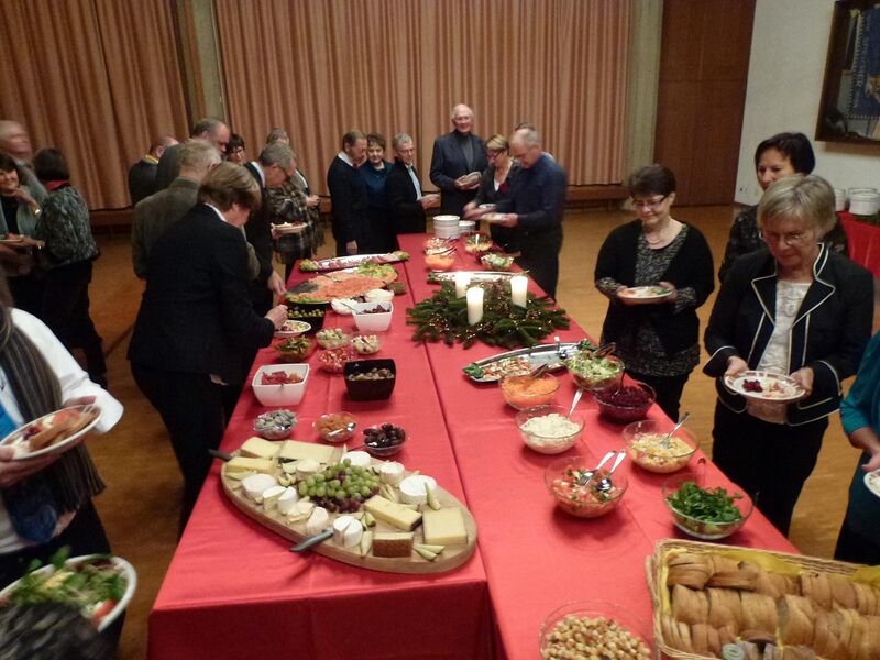 Datei:2012 Salatbuffet.jpeg
