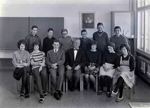 Jahrgang 1948 3 Sek 1963 Weber Zentralschulhaus.jpg