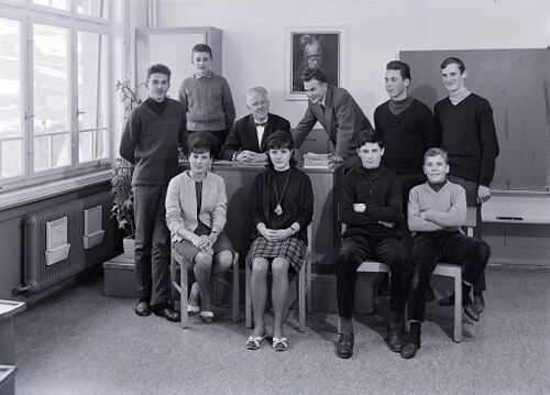 Jahrgang1949 3.Sek 1964 Weber Zentralschulhaus.jpg
