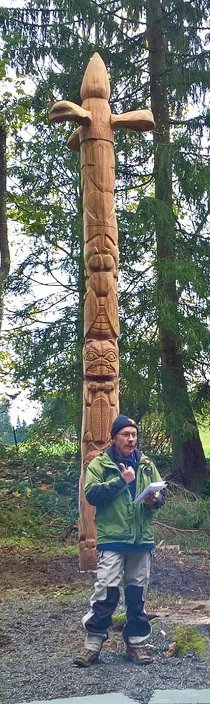 Totem Zeremonie 01 Christian.jpg