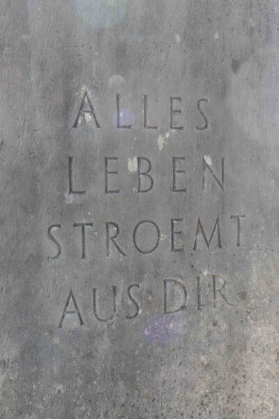 Datei:Toblerdenkmal Rückseite.jpeg