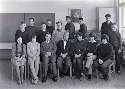 Jahrgang 1949 3 Sek 1964 Weber Zentralschulhaus.jpg