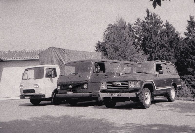 Datei:Scherlerei Tanner Transportfahrzeuge.jpg