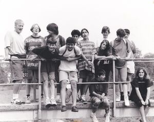 Jahrgang 1980 2 Real 1995 Lämmler Zentralschulhaus.jpg