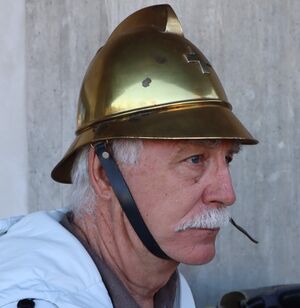 Helm 2.jpg