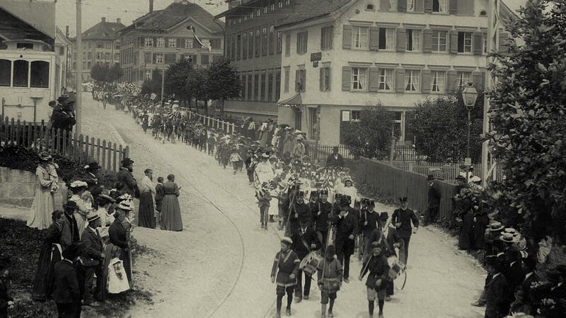 Datei:Kinderfest 2 1903.jpg