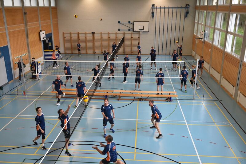 Datei:Volley 2.jpeg
