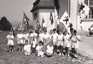 Kinderfest 1958 3.Klasse 1.jpg