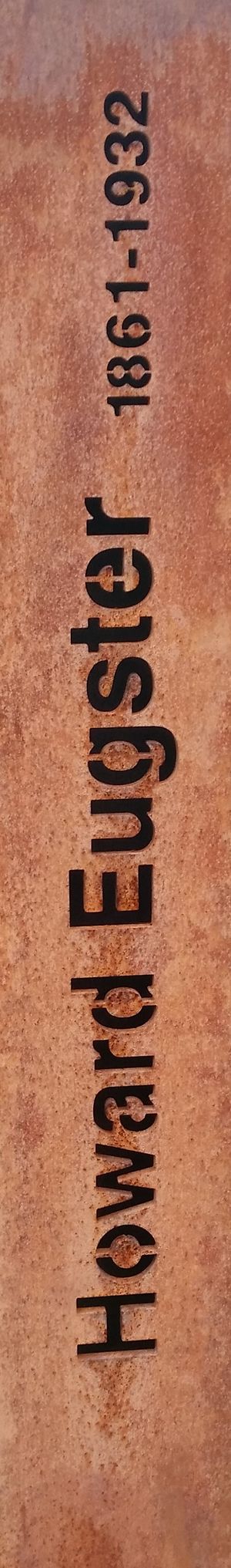 Howard Eugster Stele.jpg
